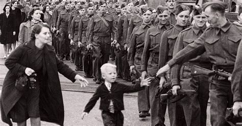 Wait For Me Daddy The True Story Behind The Iconic World War Ii Photo