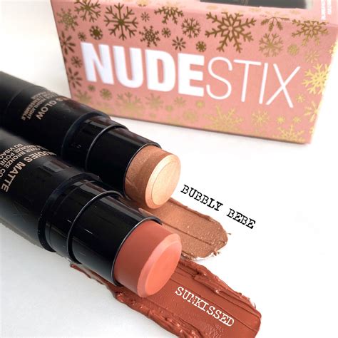 Glowy Nude Skin Zestaw Do Makija U Twarzy I Nudestix Sephora