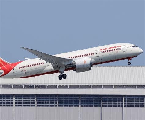 el asiento  es el mas seguro  viajar en  avion los expertos