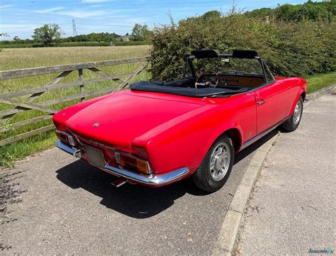 1968' Fiat 124 for sale. Hertfordshire