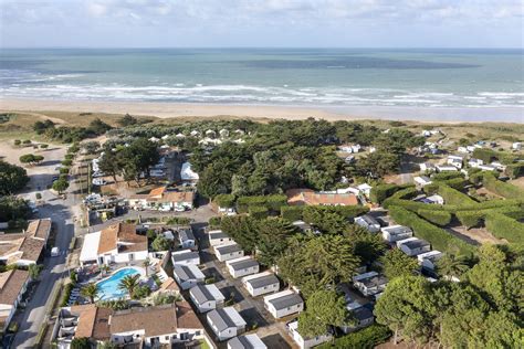 Camping Les Amis De La Plage In Le Bois Plage En R Charente Maritime