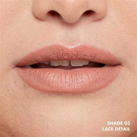 NYX PROFESSIONAL MAKEUP Lip Lingerie Push Up Lápiz labial de larga duración detalle de encaje