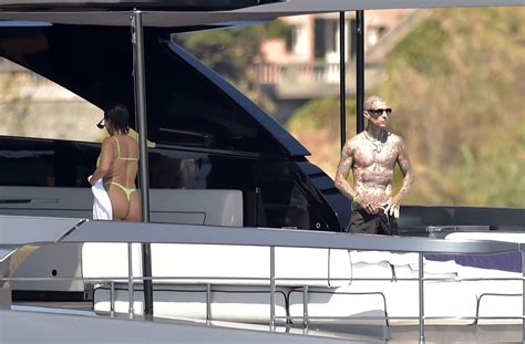 Kourtney Kardashian Kourtneykardash Nude Leaks Photo TheFappening