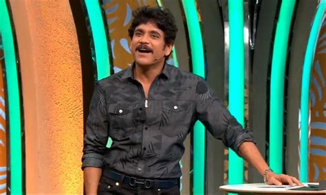 Bigg Boss Telugu Season 3 Nagarjuna Enters Bigg Boss House