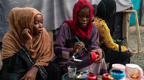 Guerre Au Soudan Port Soudan Capitale De Lexil Pour Des Milliers