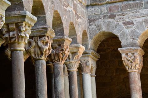 Claustro De Santa Maria De L Estany El Monasterio De Santa Flickr