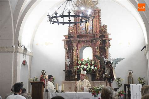 Obispo Preside Actos Religiosos San Miguel Arc Ngel La Atalaya