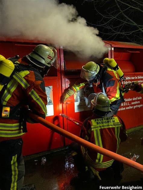 Feuer Rauch Müllbehälter Feuerwehr Besigheim