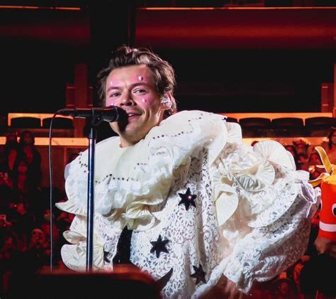 Harry Styles 𔘓 Love On Tour October 31st New York V Harryween 💌 Love On Tour Harry Styles