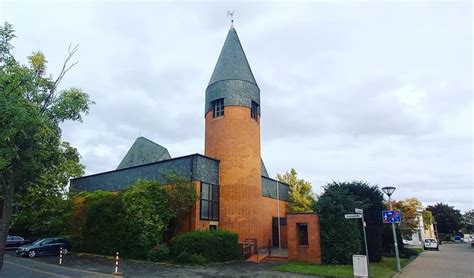 Kirche In Troisdorf M Llekoven Kirchen Bau Modern