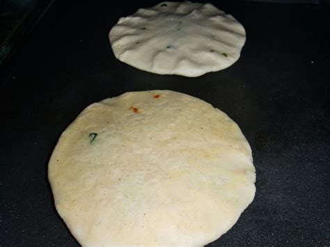 What's Cooking Good Looking?: Spinach Pupusas