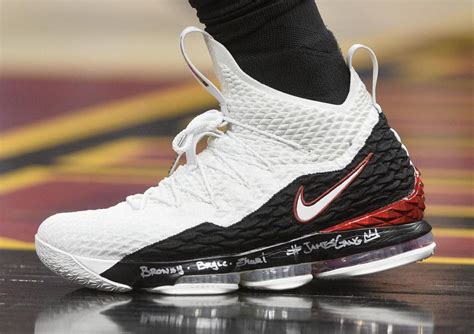 Lebron James Rocked The Nike Lebron 15 Air Zoom Generation Lebron