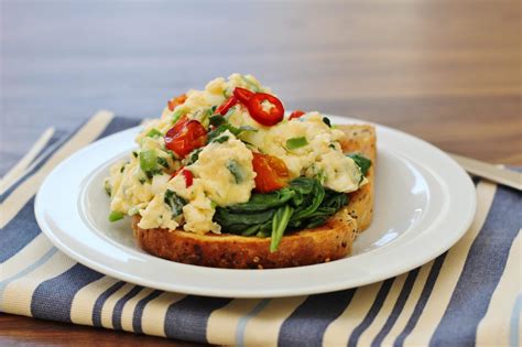 Mexican Scrambled Eggs for a Healthy Breakfast - Searching for Spice