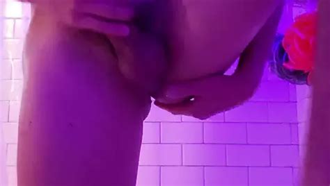 Twink Juega Con Enema Por Primera Vez De Cerca Xhamster