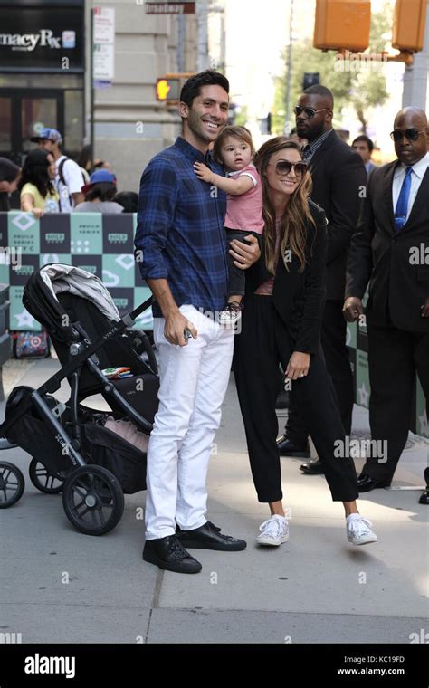 Nev Schulman Cleo Schulman And Laura Perlongo At Aol Build Featuring