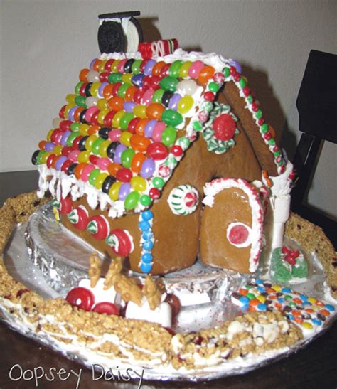 38 Simple Inspiring Gingerbread House Ideas Snappy Pixels