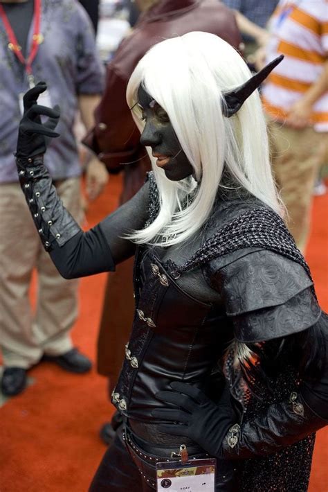 Are dark elves "cancelled" now? Because of cosplay like this? : r ...