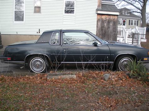 1988 Oldsmobile Cutlass Supreme Classic Coupe 2 Door 5 0L Classic