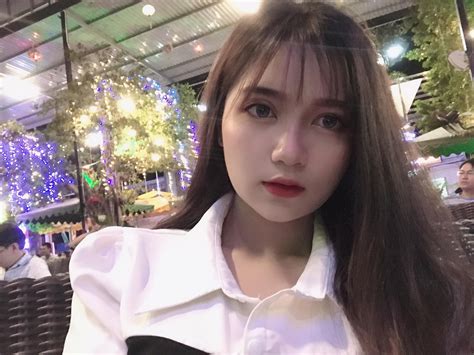 Xinh như hot girl nhờ giảm 17kg cô bạn hùng hồn tuyên bố Đồ size S và XL là khác nhau hoàn toàn
