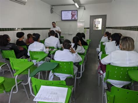 Mercado De Trabalho Betim Sedia Feir O De Empregos E Est Gios Mais