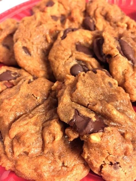 These Almond Butter Chocolate Chip Cookies Are Both Healthy And