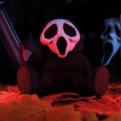 Figurka Scream Ghostface Handmade By Robots Knit Xzone Cz