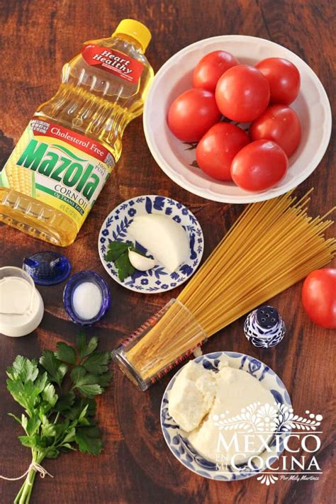 Espagueti Rojo A La Mexicana En Salsa De Tomate Muy Delicioso