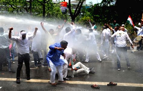 Police Use Water Cannons To Disperse Congress Workers Protesting