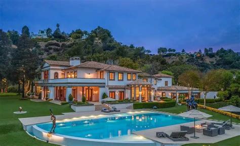 Inside Adele's $58 million mansion, with photos