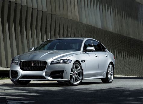 จากวร Jaguar XF 2 0 R Sport ป 2016 ราคา 3 999 000 บาท เชคราคา คอม