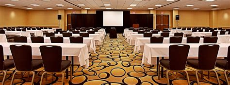 Radisson- Kalamazoo - West Michigan Wedding Venues