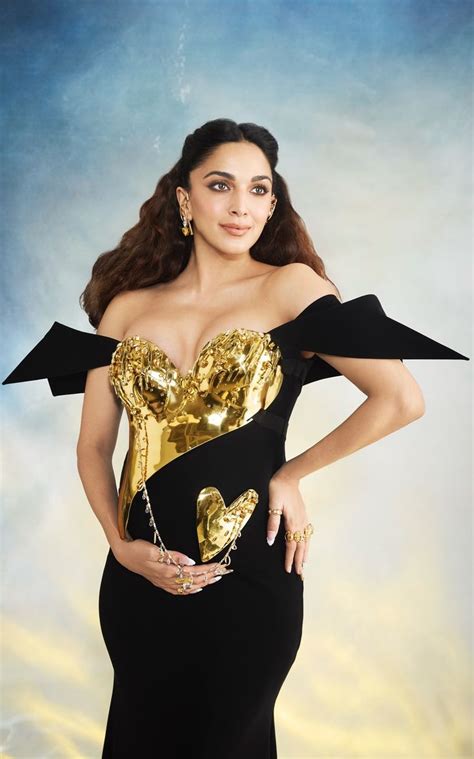 900 Kiara Advani Hot Ideas In 2025 Kiara Advani Hot Kiara Advani Beautiful Indian Actress