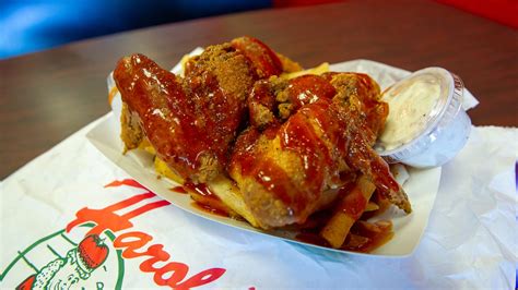 Harolds Chicken Opens In South Phoenix Heres What To Expect