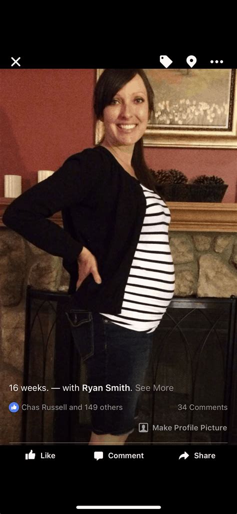 16 Weeks Pregnant With Twins Belly