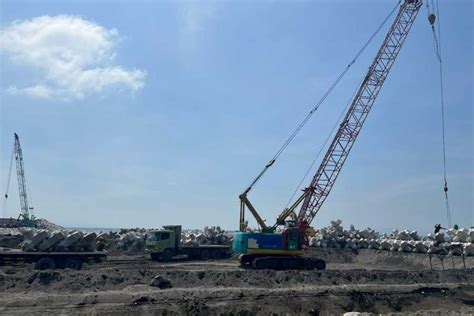 Gubernur Koster Tinjau Pembangunan Pelabuhan Sanur Ditarget Rampung