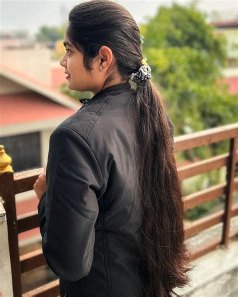 Nishita Singh Nishitaasingh • Instagram Photos And Videos