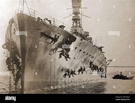 Battleship Grey Paint Hi Res Stock Photography And Images Alamy