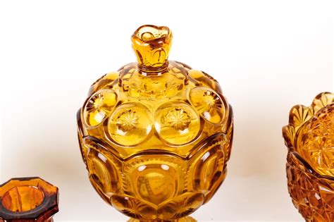 Selection of Vintage Amber Glassware | EBTH