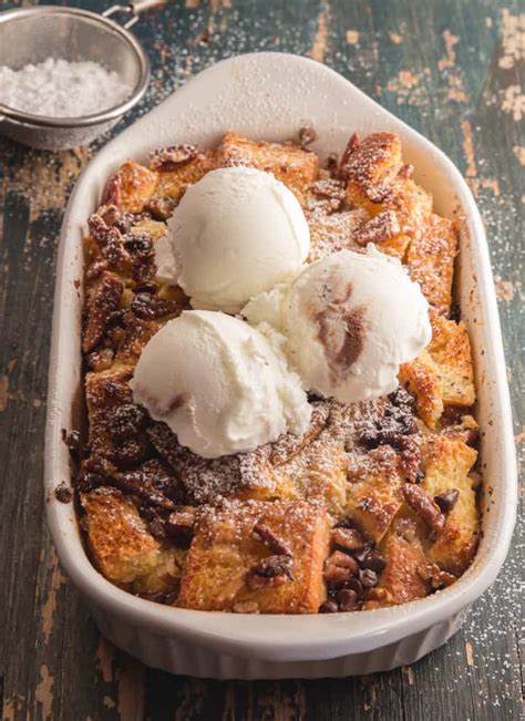 Easy Puerto Rican Bread Pudding Recipe 2023 - AtOnce