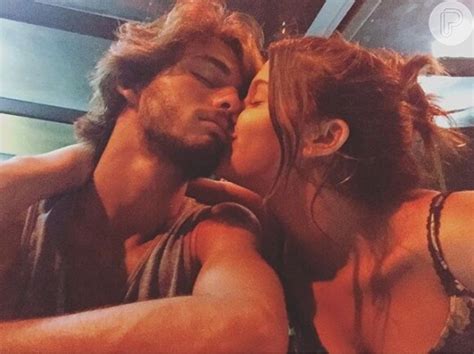 Foto Brenno Leone E Giulia Costa Come Aram A Ser Vistos Juntos Desde O