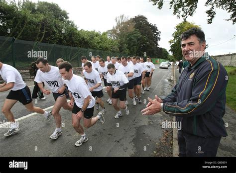 The Annual Defence Forces 10k Run At Phoenix Park Dublin Stock Photo