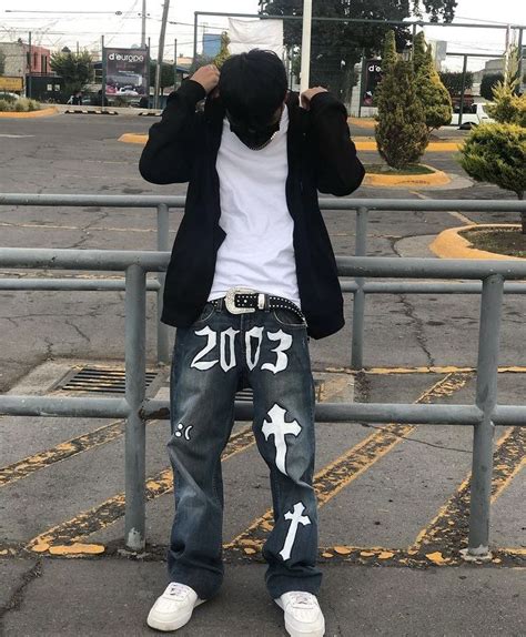 Pin De Syed Ahmed En Quick Saves En 2022 Ropa Urbana Hombre Ropa