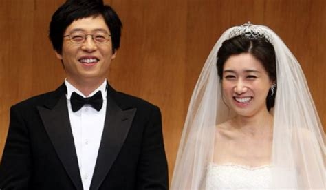 Yoo Jae-suk is Married to Wife: Na Kyung Eun. Kids. – wifebio.com