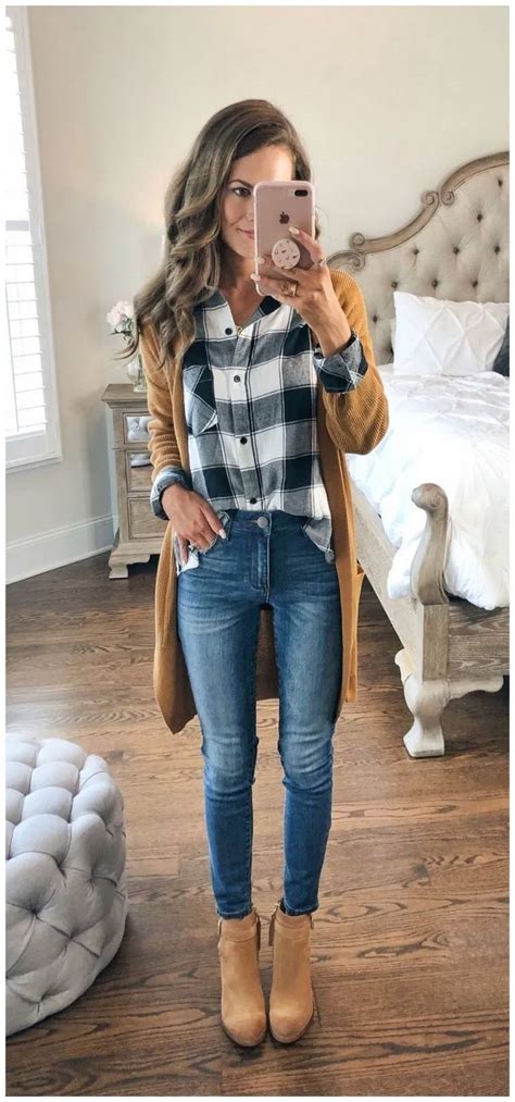 35 Stylish Outfit Ideas With Black Jeans 31 With Images Cozy Fall