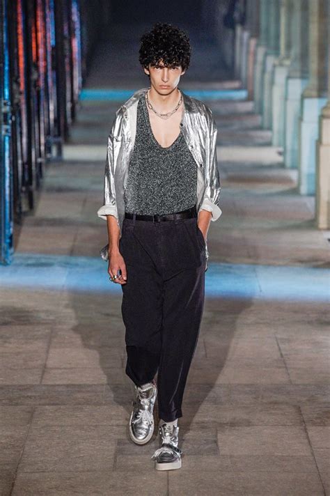 Desfile de Isabel Marant Colección primavera verano 2021 Semana de