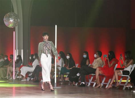 Hot Models In Fun Outfits Rediff Get Ahead