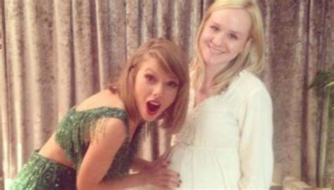 Taylor Swift And The Pregnant Fan Taylor Swift Taylor Pregnant