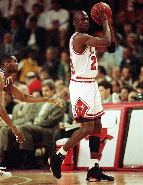 Air Jordan 6 Black/Infrared // Throwback Thursday | Nice Kicks