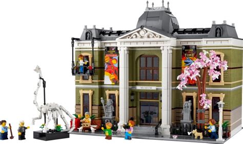 LEGO 10326 Natural History Museum Brickset