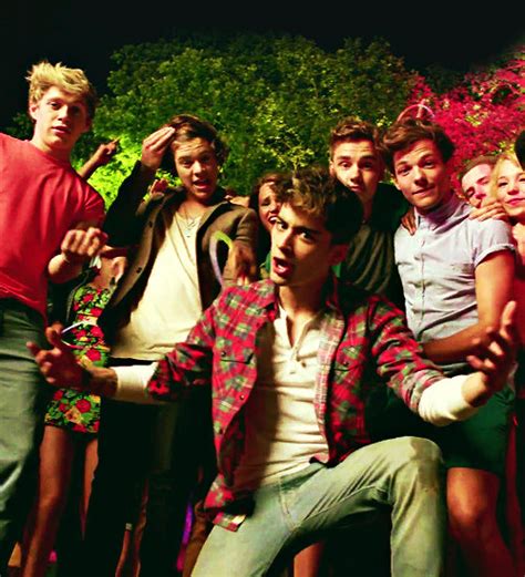 One Direction Live While Were Young 